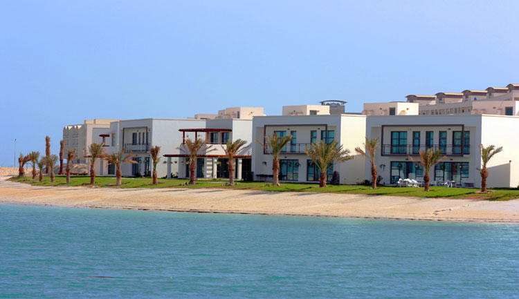 4197 8 شاليهات البحرين , صور لشواطئ البحرين صنعاء عتاب