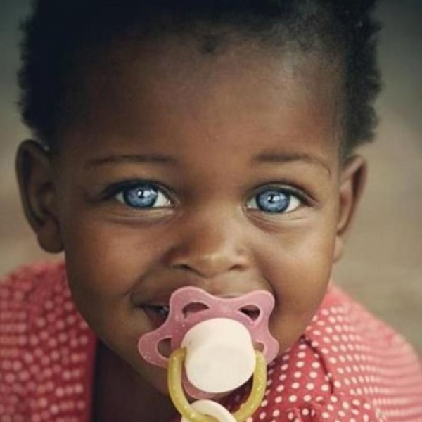 2263 33 صور اجمل طفل , اجمل عيون اطفال في العالم محب بنفسج